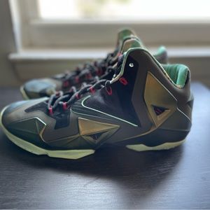 Nike Lebron 11 Kings Pride